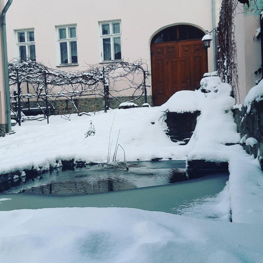 Lovecky Apartman Na Namesti Ve Frenstate Pod Radhostem Frenštát pod Radhoštěm المظهر الخارجي الصورة
